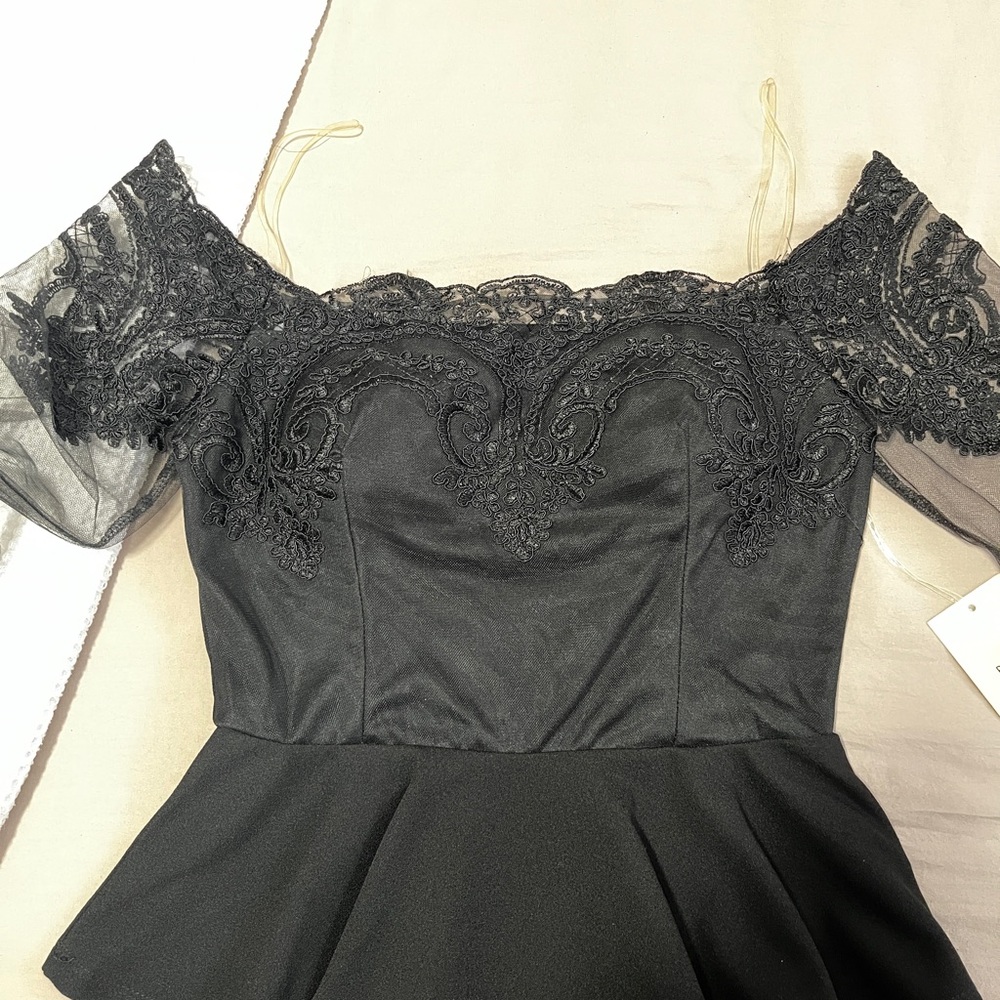 Blashe Covered Shoulder Blouse View 2
